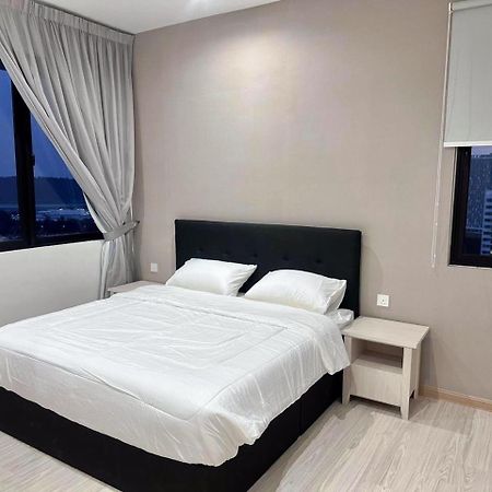 Wanderlust Retreat Lejlighedshotel Bayan Lepas Eksteriør billede